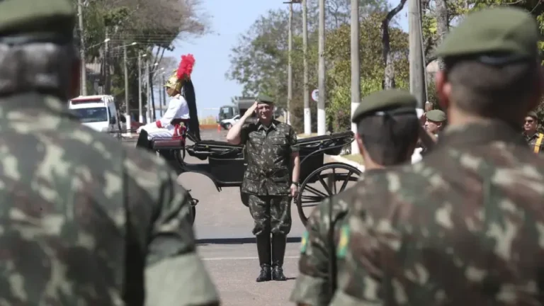 Gastos com pensões militares somam R$ 37 bilhões em pouco mais de um ano