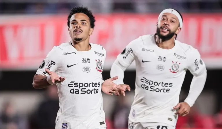 Kaio César empata em La Plata e quebra jejum de 14 anos do Corinthians