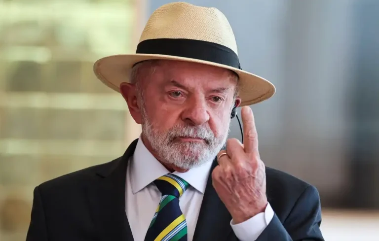 Lula desmarca debate na Globo e concede entrevista ao Flow