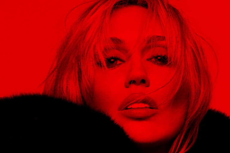 Miley anuncia BASS PERSUADES, capa e shows no Hollywood Bowl