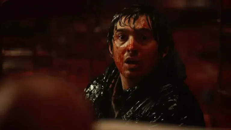 ‘Resident Evil’: clipe mostra protagonista saindo de bueiro