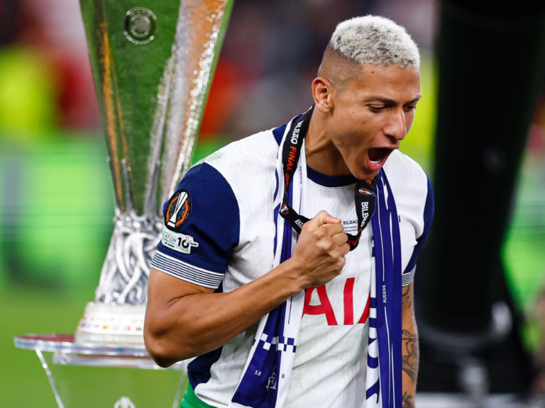 Richarlison aceita proposta do Vasco e revela plano de voltar à Europa em 2027