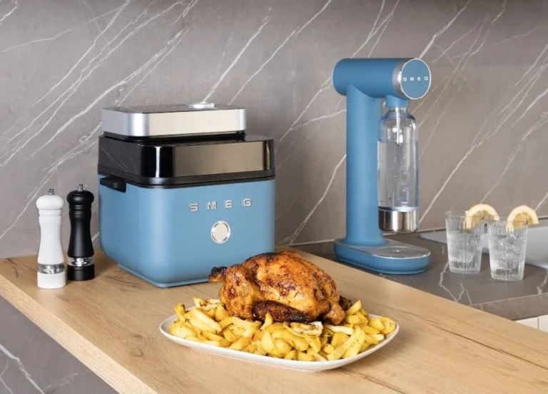 Smeg revela AFC01: air fryer com cesto removível compatível com lava-louças