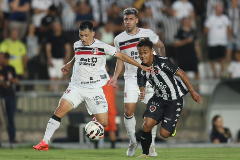 Torcida visitante proibida em Santa Cruz x Botafogo-PB; clube recorre