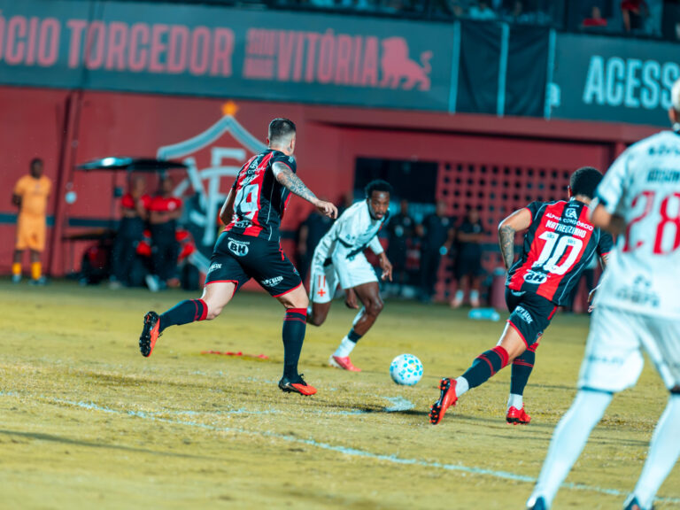 Vasco garante vaga na semifinal da Copa do Brasil e fatura R$9 milhões
