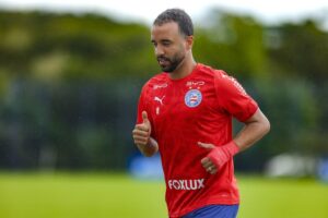 Caio Alexandre deve assumir vaga de Acevedo no Bahia contra Mirassol