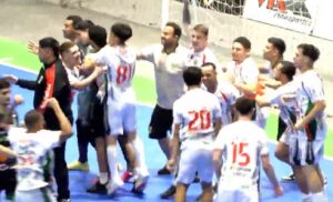 Concórdia supera Pouso Futsal nos pênaltis e avança às semifinais
