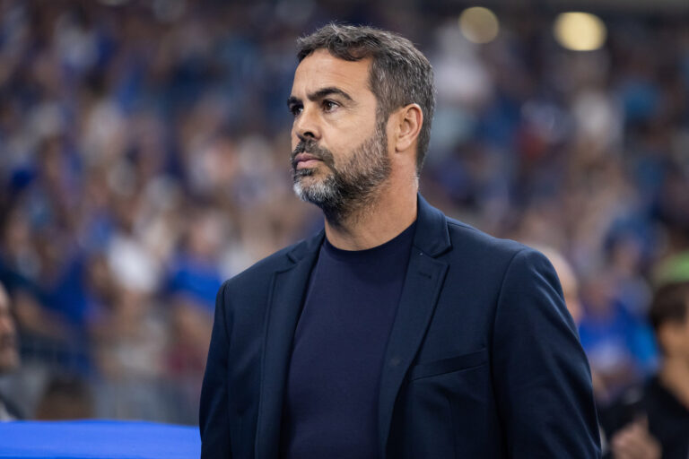 Cruzeiro assume o G-4; Artur Jorge cobra foco na reta final
