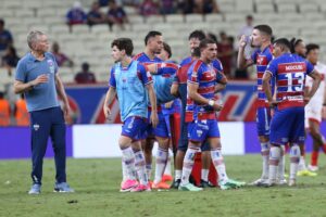 Falhas defensivas deixam Fortaleza exposto: oito gols em sete jogos