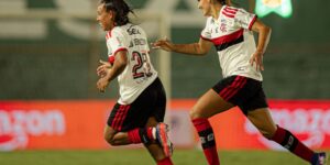 Flamengo vira e elimina Fluminense, garante última vaga nas semis