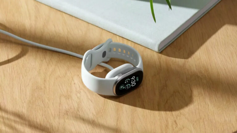 Google lança Fitbit Edge com GPS, OLED e até 7 dias de bateria