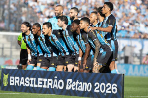 Grêmio enfrenta 10 finais para escapar do Z-4; primeiro duelo é com Remo