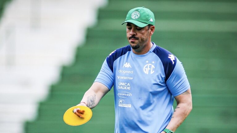 Marília contrata Marcelo Marelli para comandar time na Série A2