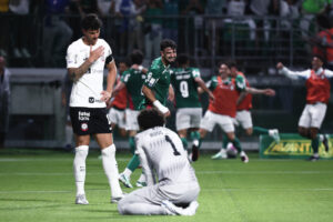 Palmeiras goleia o Corinthians por 4 a 1 no Nubank Parque