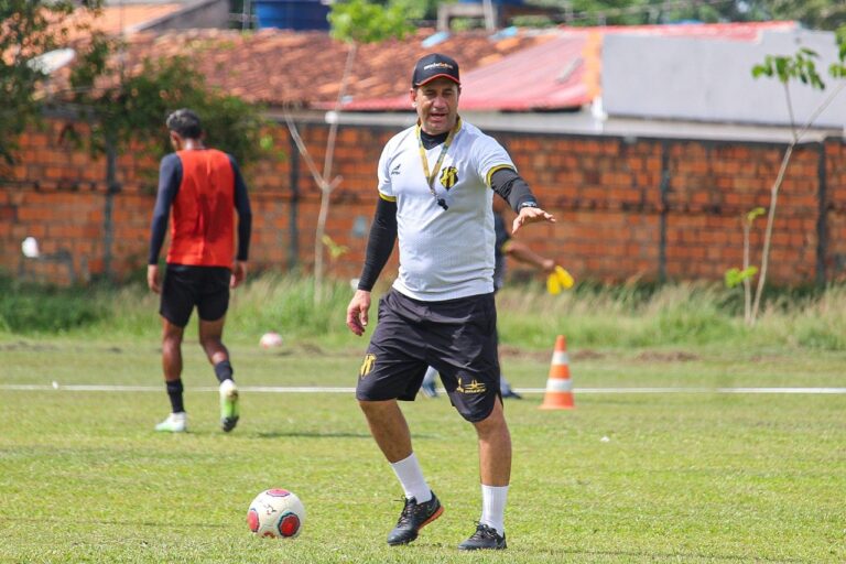 Potiguar de Mossoró contrata Hermes Júnior para comandar 2027