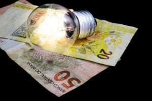 STF determina reembolso em 10 anos de cobranças indevidas na conta de luz