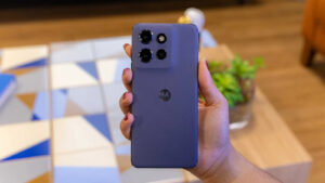 Vazamento: Motorola Edge 70 Neo traz bateria de 7.000 mAh e tela 144 Hz