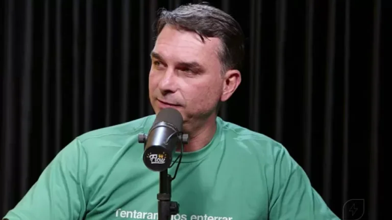 Vitória de Flávio Bolsonaro impulsiona influência pró-Trump na América Latina
